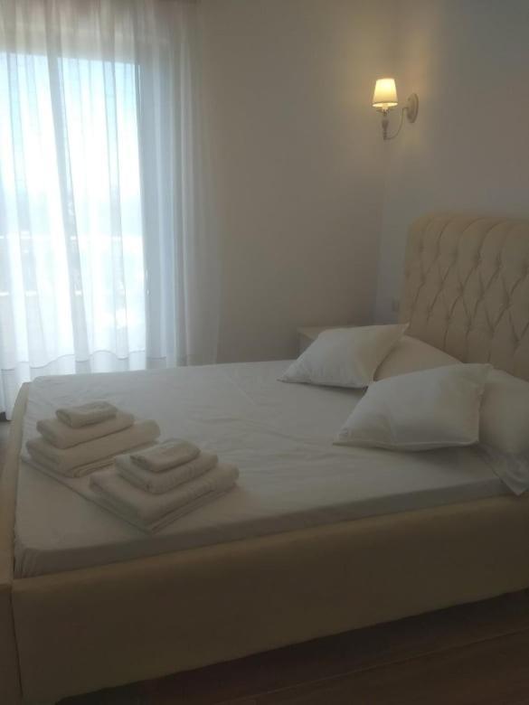 Vogklis House Hotel Qeparo Eksteriør billede