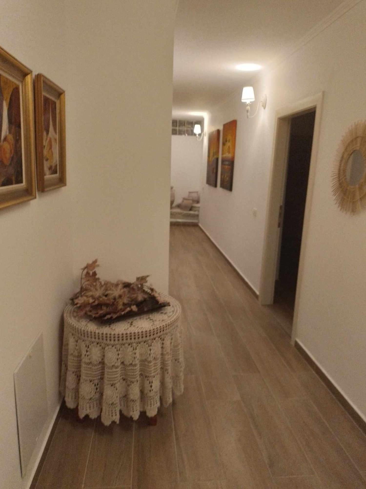 Vogklis House Hotel Qeparo Eksteriør billede